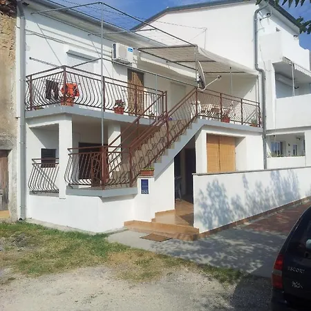 Apartman With Wifi Rab - 14427 Palit